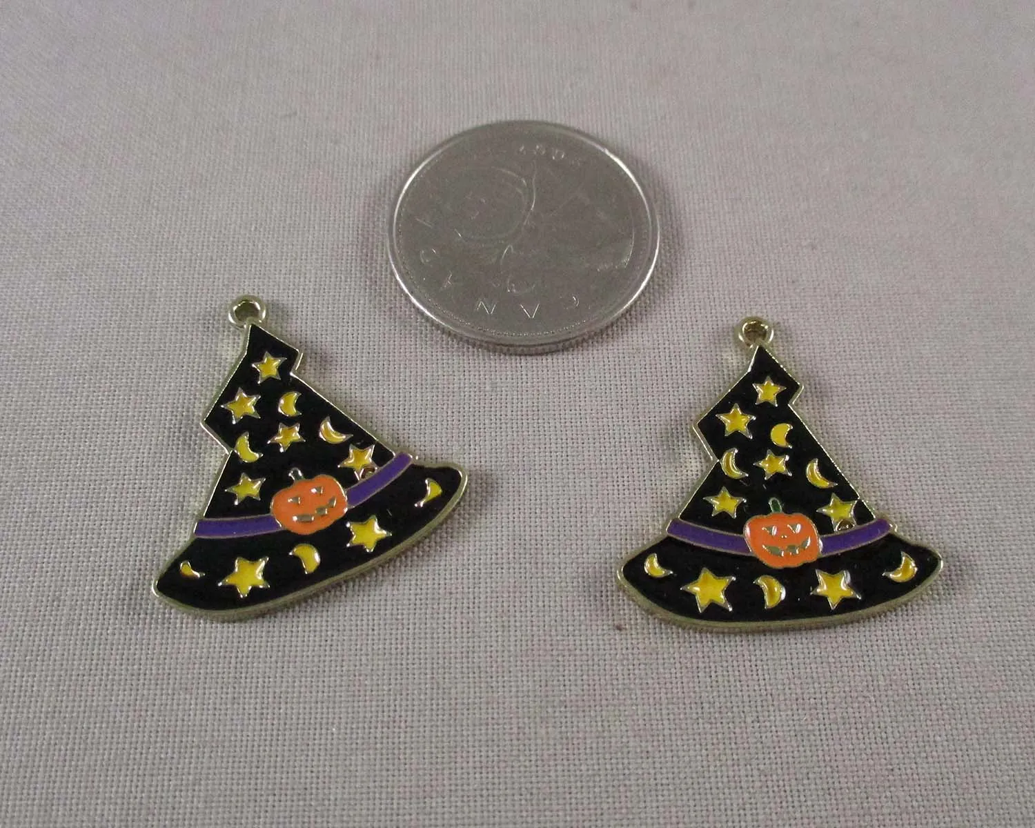 75% OFF!! Enamel Witch Hat Charms 2pcs (0371)