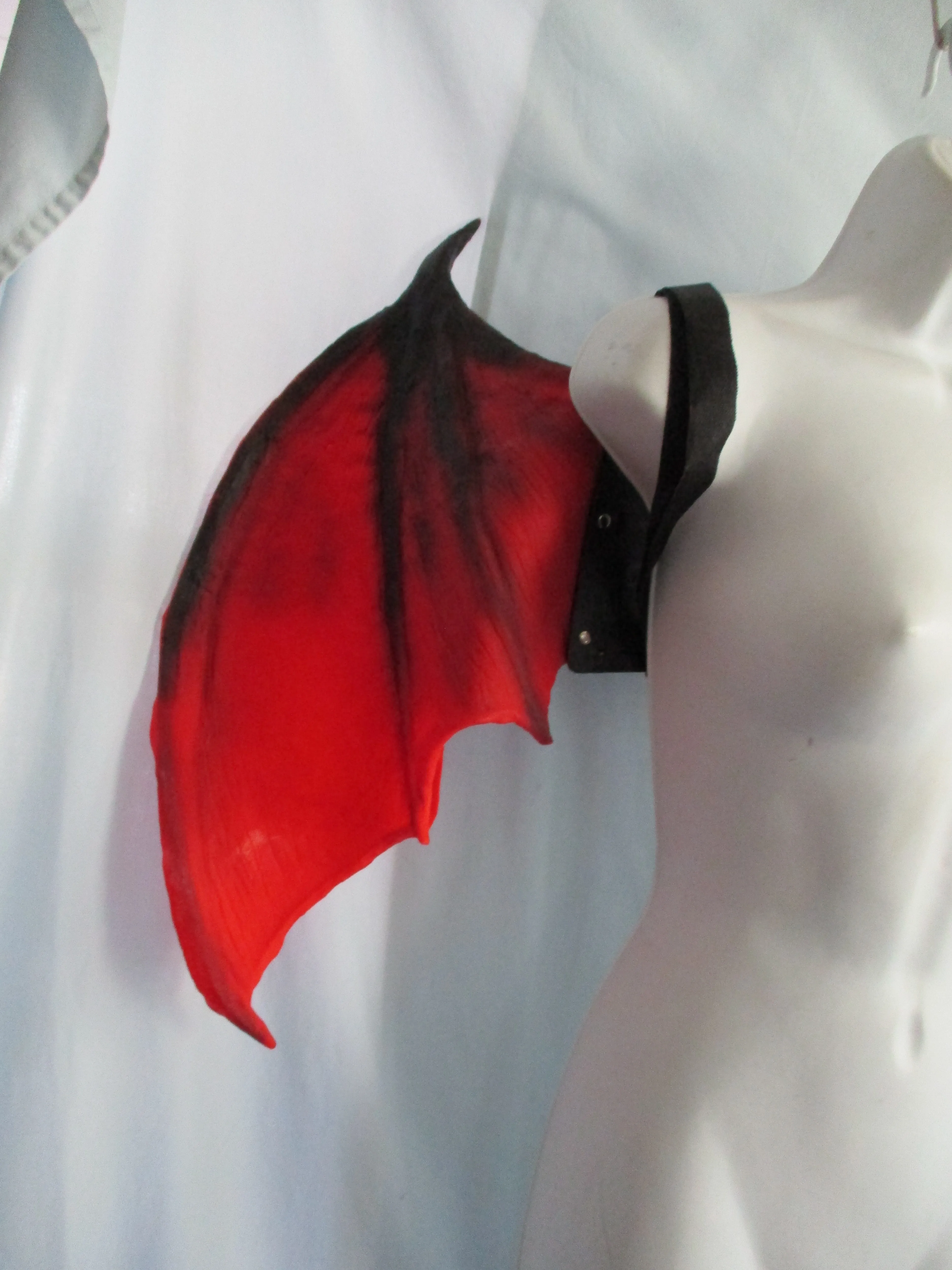 Adult RED BLACK DEVIL DRAGON WINGS Costume Accessory Cosplay Disguise Halloween