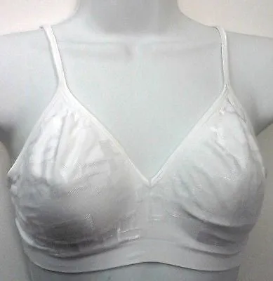 Barely There Custom Flex Fit Lightly Lined Wirefree Bra 4085 in Many Colors