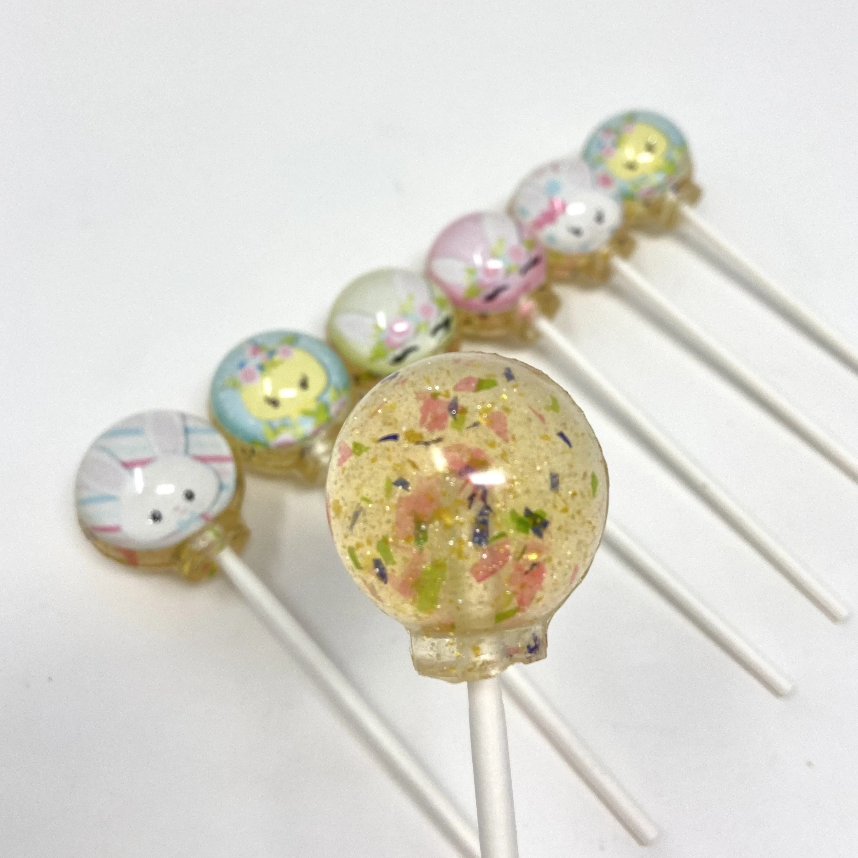 Chicks and Bunnies Lollipops 6-piece set by I Want Candy!