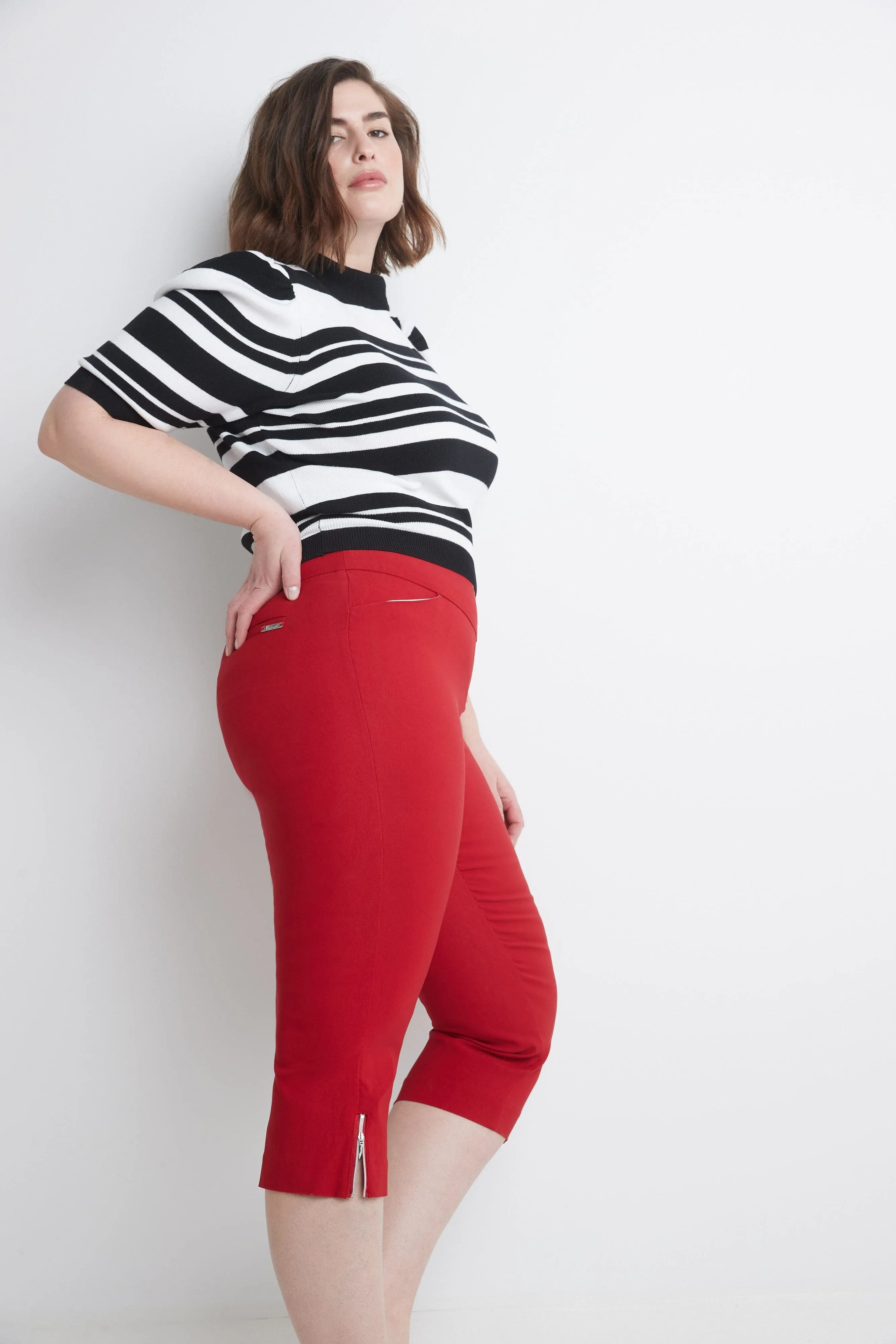 Curvy Chic Capris with Zipper Detail at the Hem