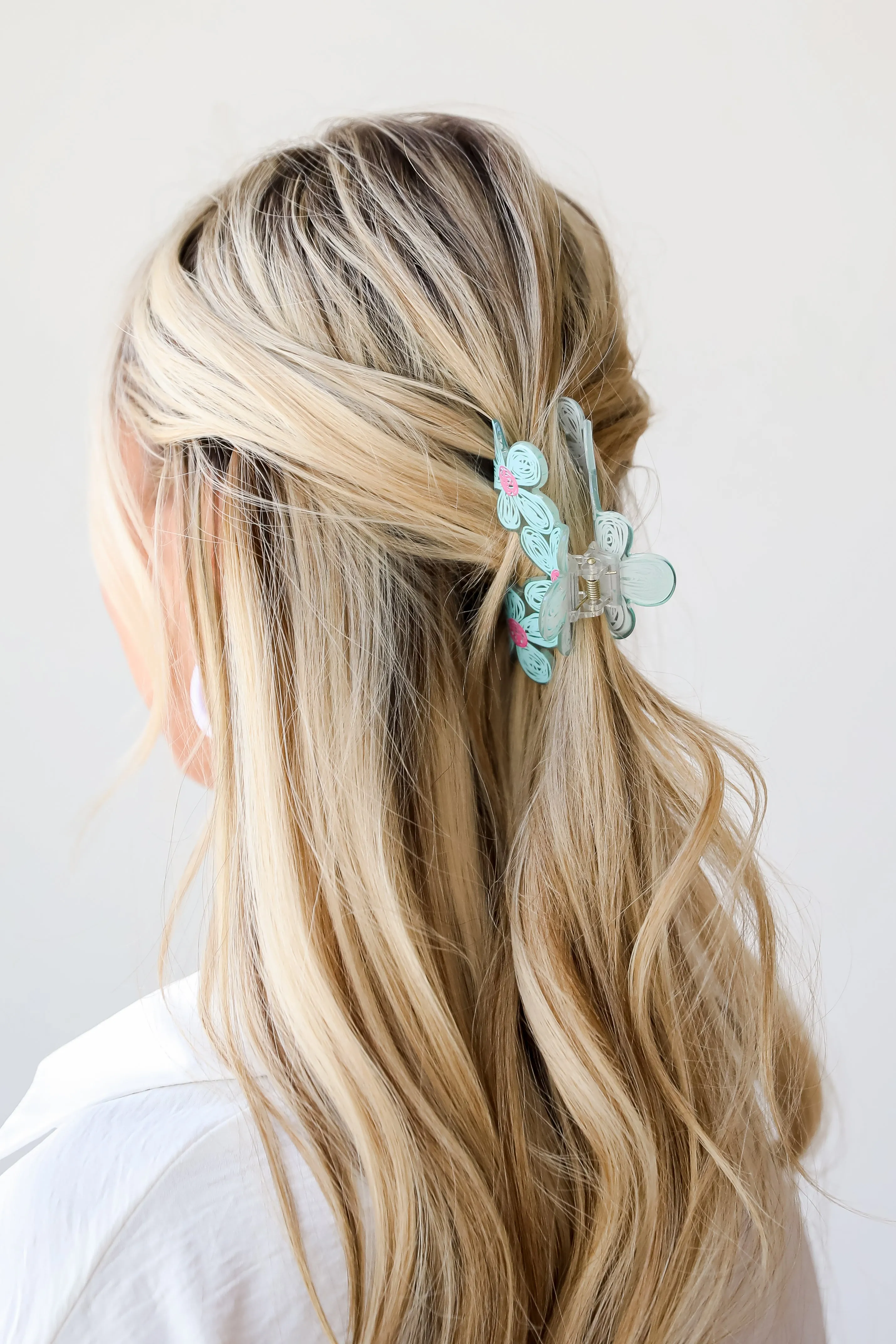 Delicate Nature Floral Claw Hair Clip