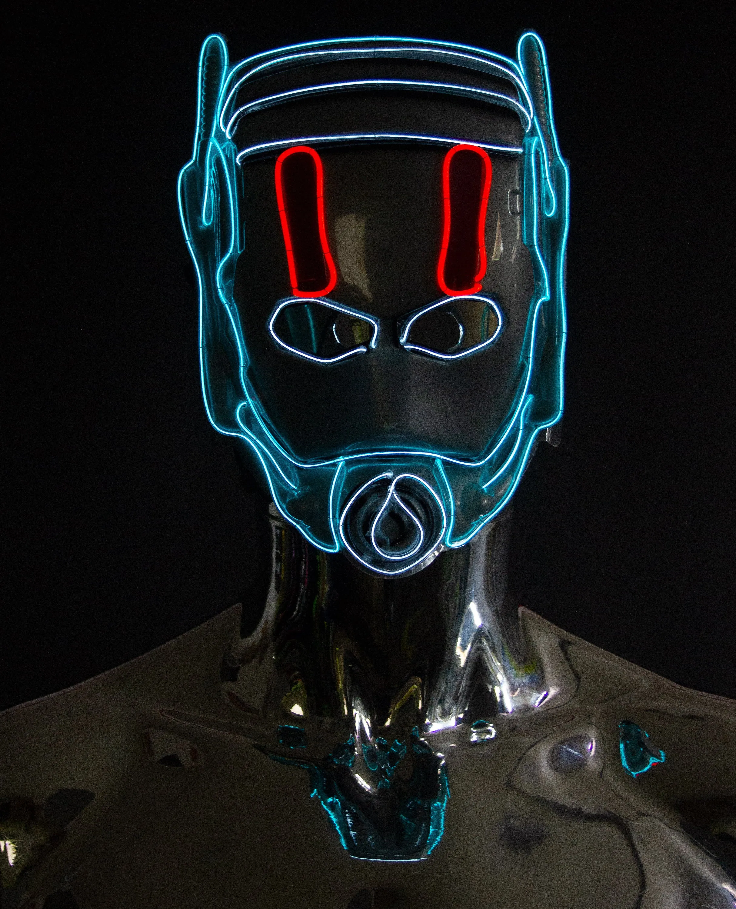 DROID LIGHT UP MASK