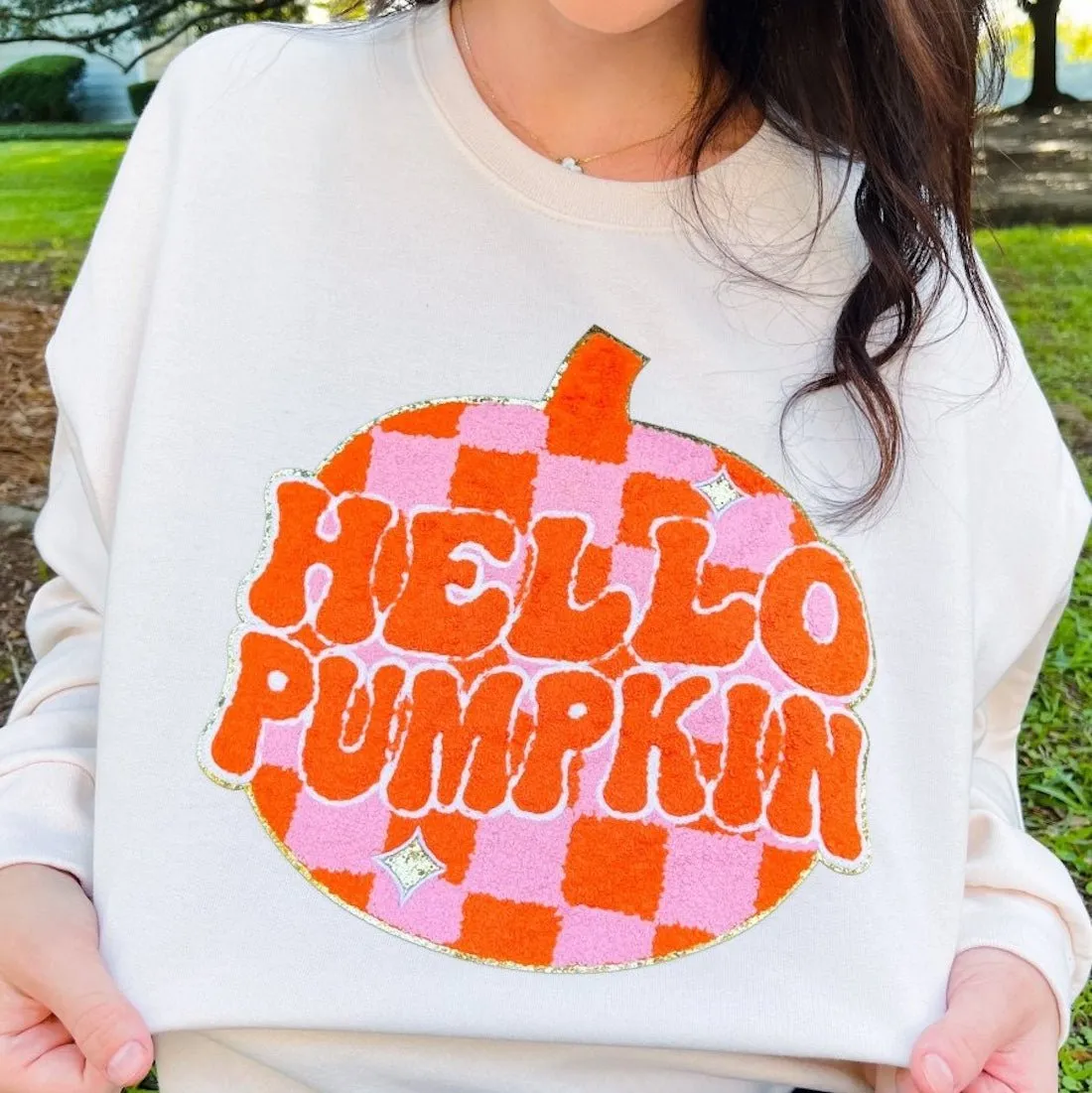 'Hello Pumpkin' Letter Patch Crewneck Sweatshirt