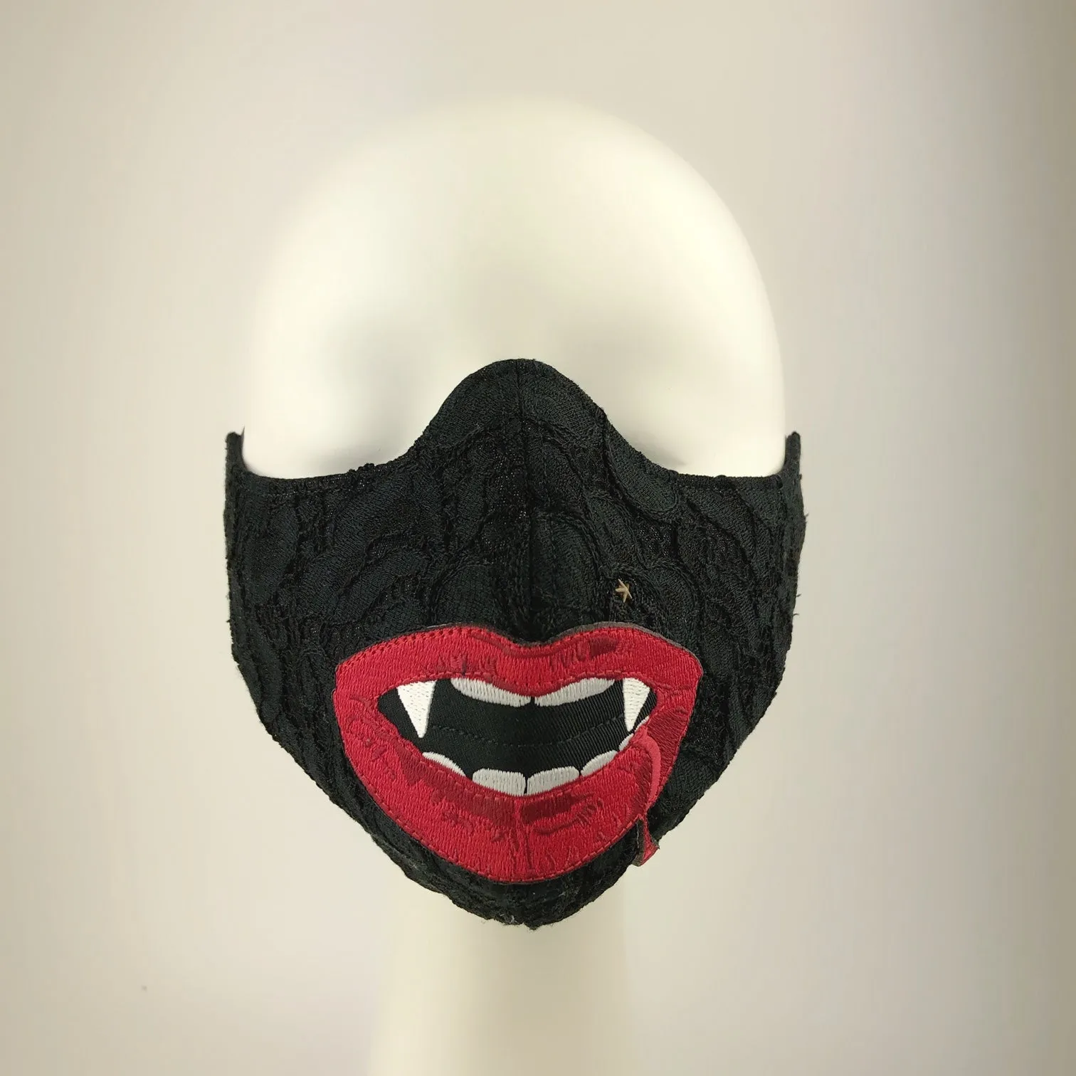 Mask 4 protect Twilight Vampire lips & Fangs Face Mask