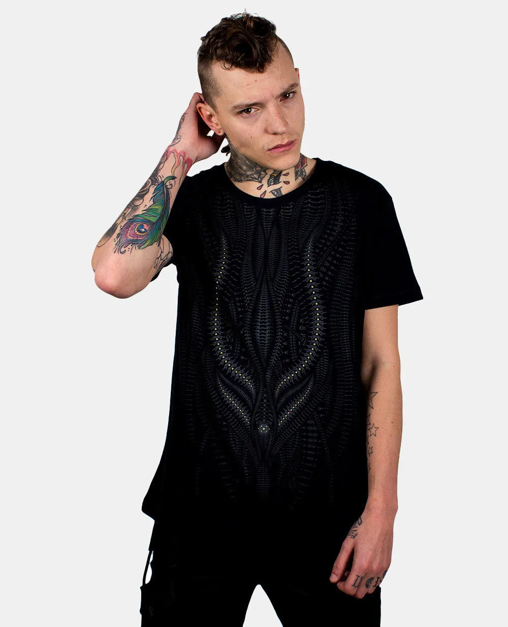 MENS TRIBAL GIGA T-SHIRT