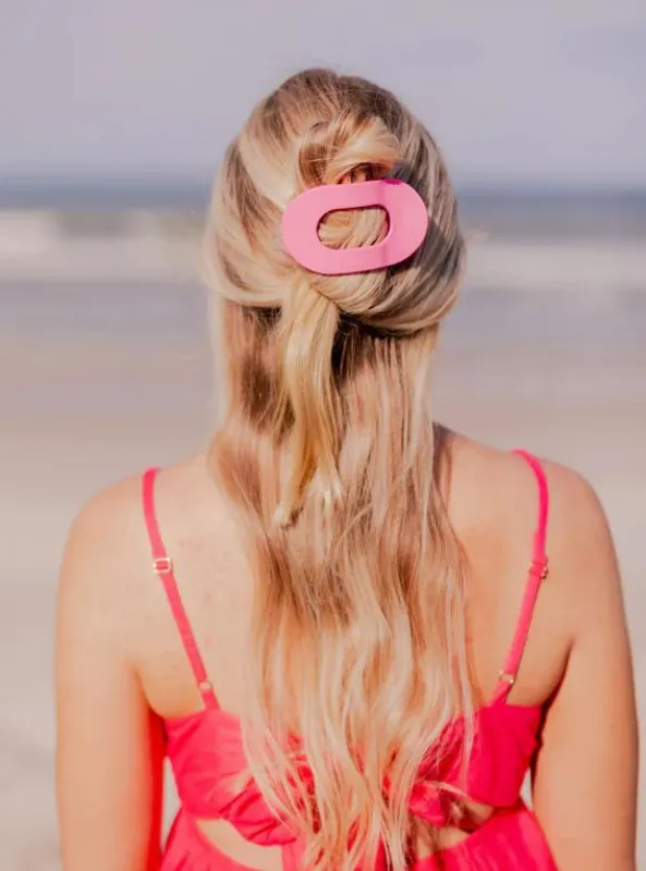 Paradise Pink Medium Flat Round Hair Clip