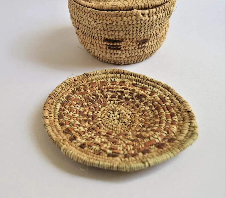 Shalateen woven box and a plate - Natural palm leaf and leather product